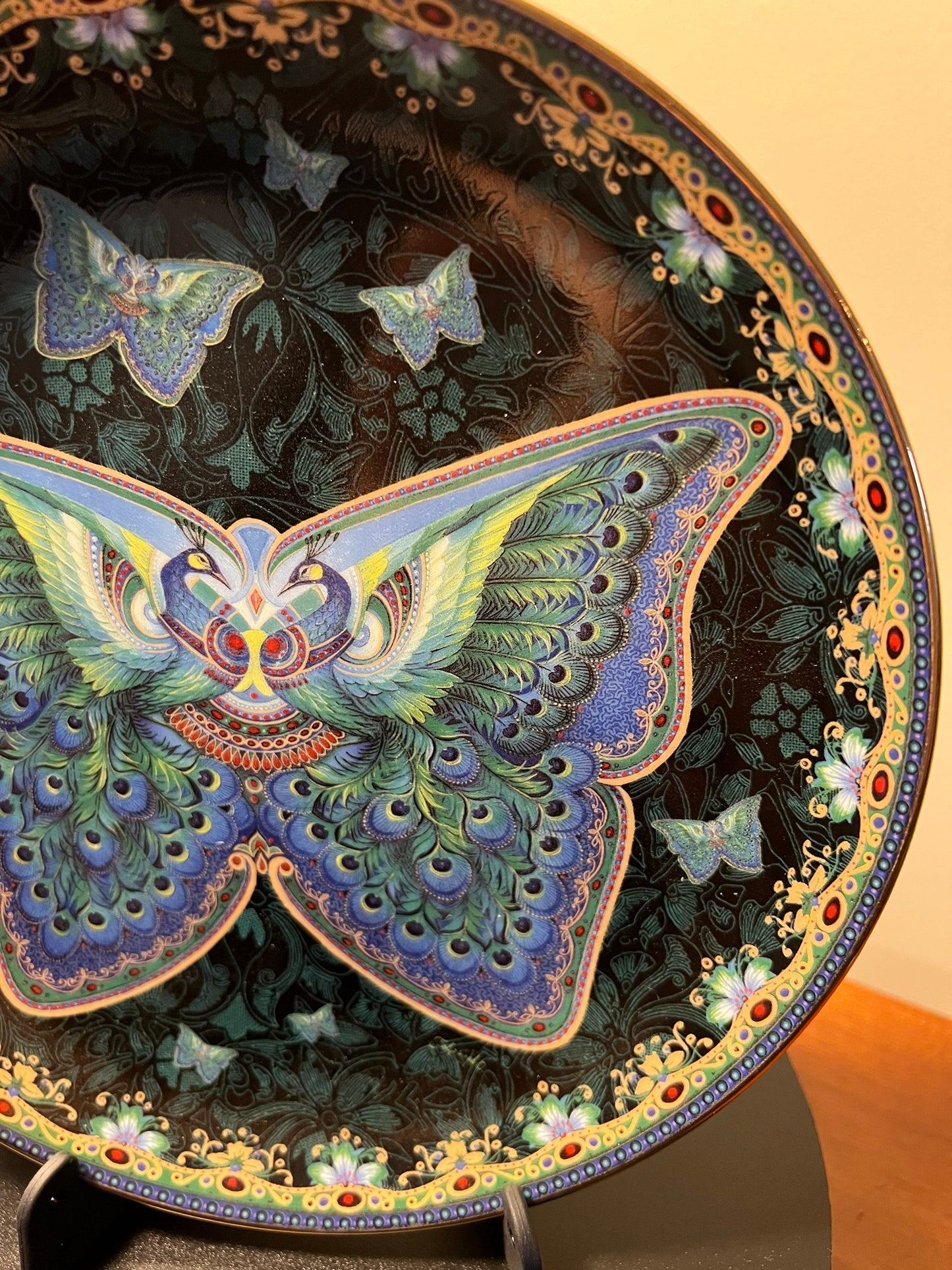 Vintage Peridot Perfection Enchanted Wings limited edition by Oleg Gavrilov Bradford Exchange Plate #1135A Plate Wall Hanging Lover Antiques