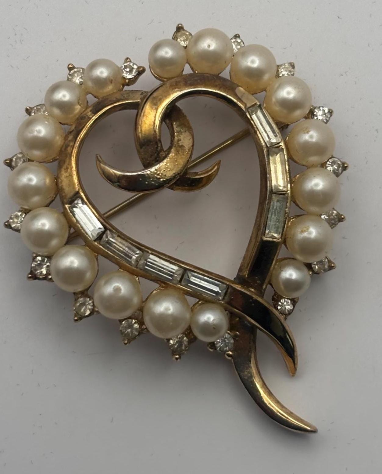 Crown Trifari Heart Brooch by Alfred Philippe, Skylark Romantic Heart Series