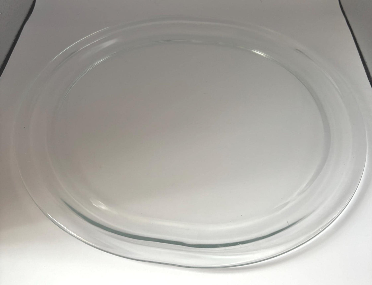 Large Glass Serving Platter, Lover Antiques and Vintage