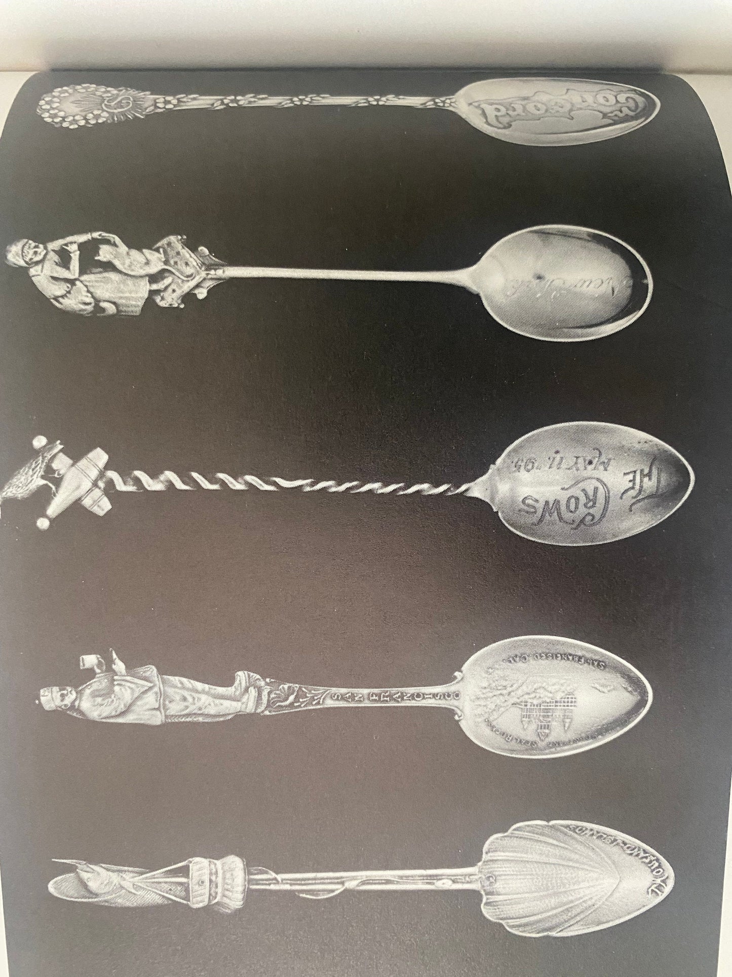 Vintage Spoon Souvenir Guide Book: United States & Canada