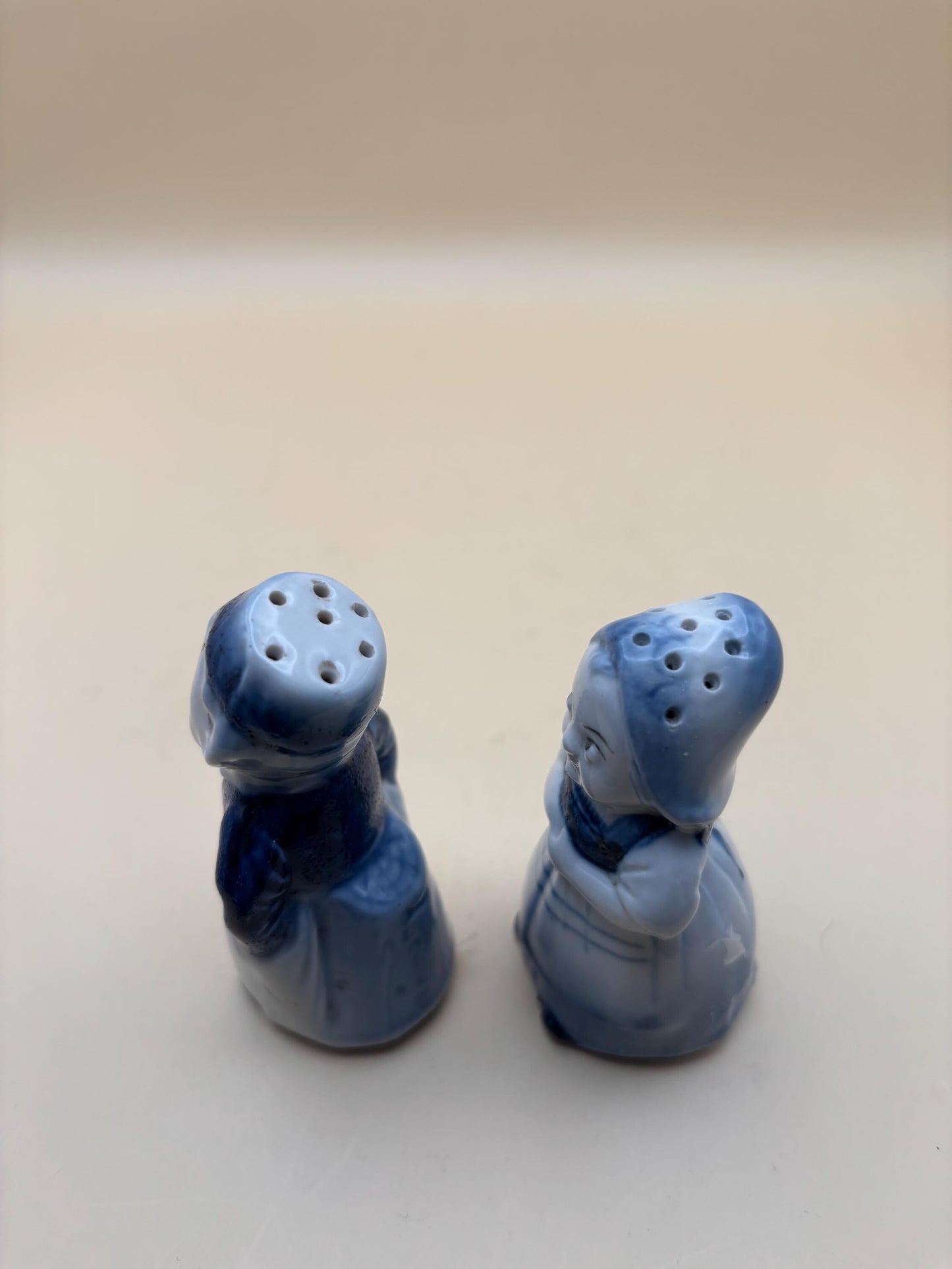 Vintage Delft Blue Dutch Boy Girl Salt & Pepper Shakers Holland Porcelain Lover Antiques and Vintage