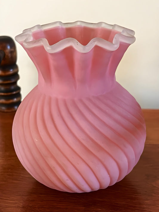 Sandwich Glass Peach Blow Glass Vase with Swirl Ruffled Top Optic Pink Art