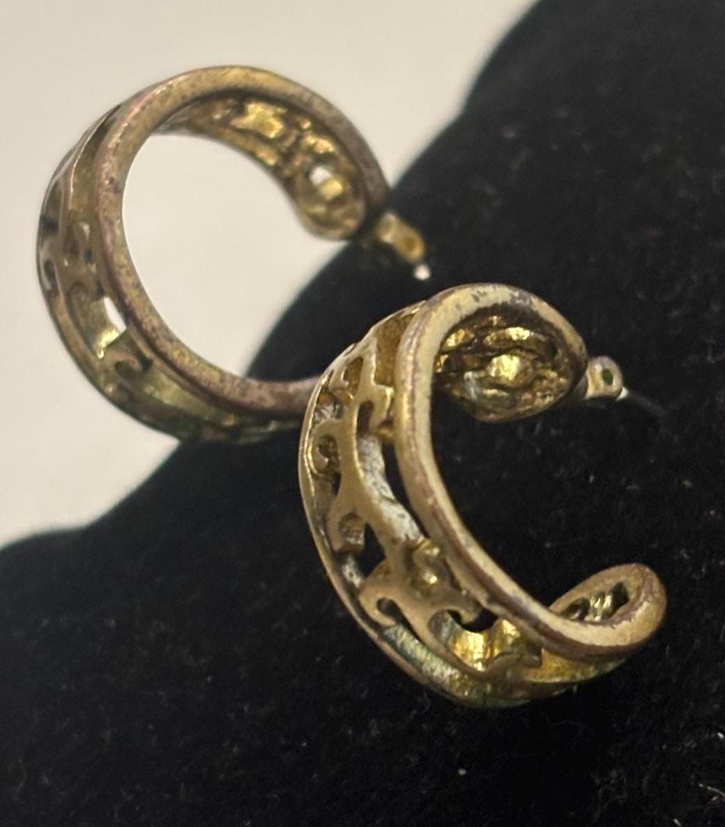 Vintage Gold Filigree Earrings, Lover Antiques and Vintage