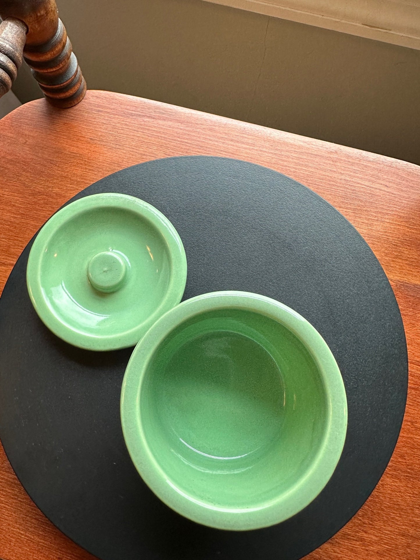 Vintage Green Pottery Container with Lid: Folk Art Toothpick Holder