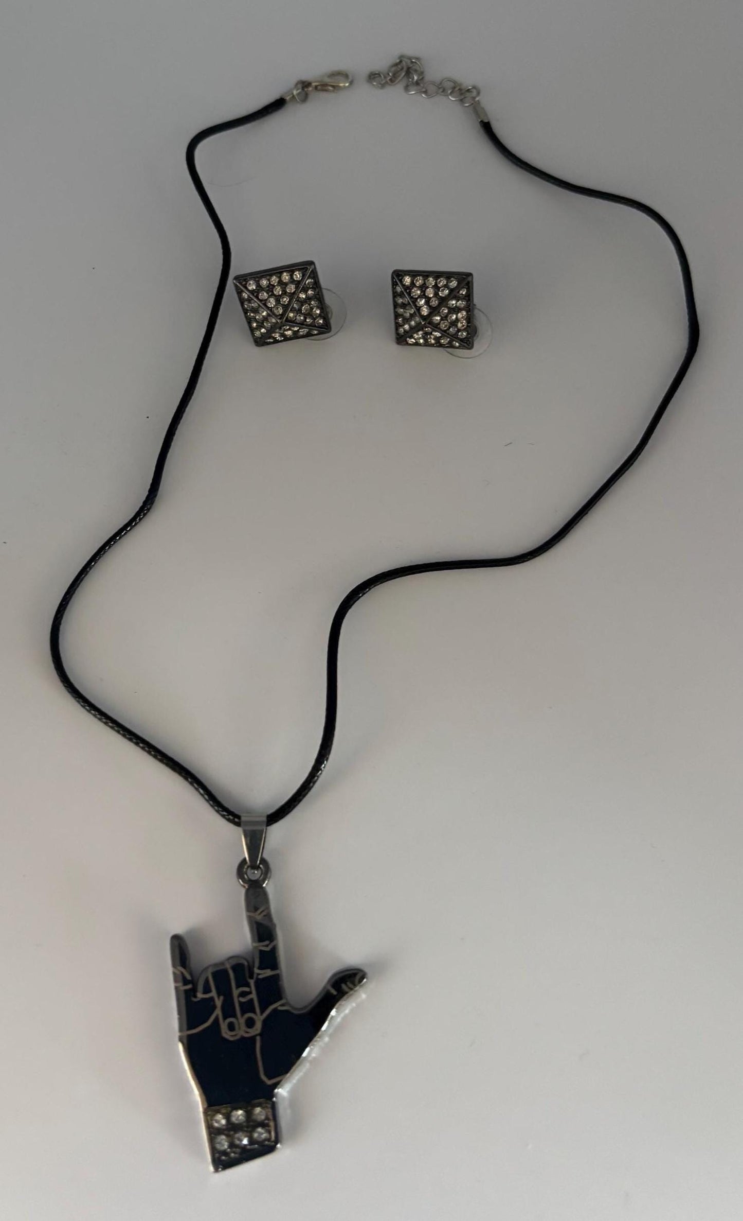 Vintage Necklace and Earrings Set Lover Antiques and Vintage