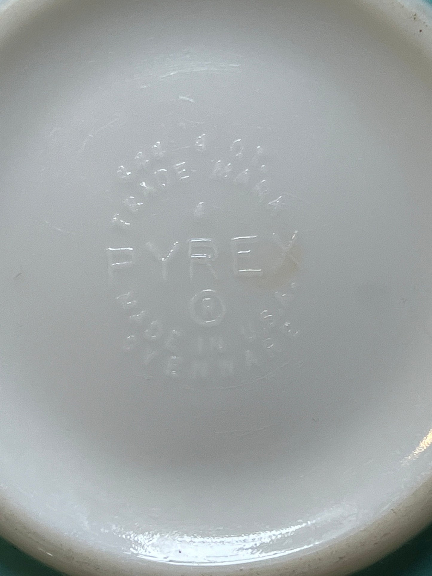 Vintage Pyrex Amish Butterprint Cinderella Bowls: Turquoise & White, Set of 3