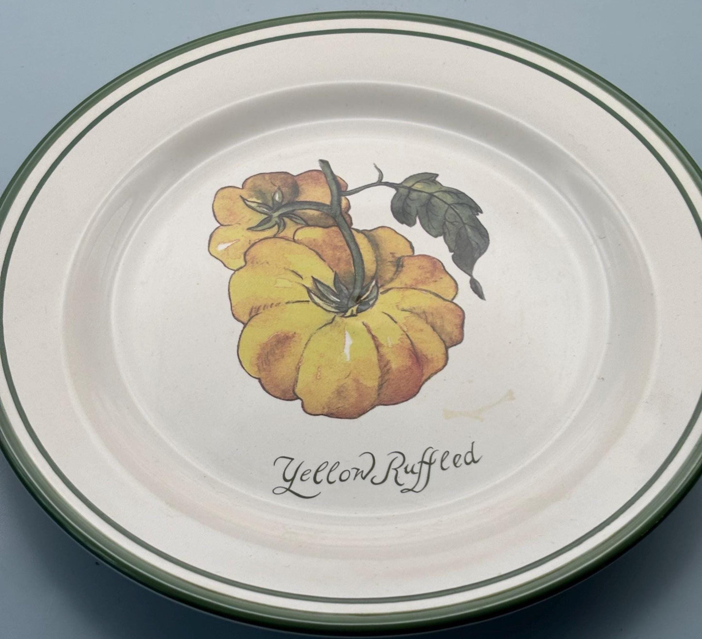 Williams Sonoma Heirloom Tomatoes Collectible Plate, Yellow Ruffled, Tree Tomato, Boxcar Willie, Lover Antiques and Vintage