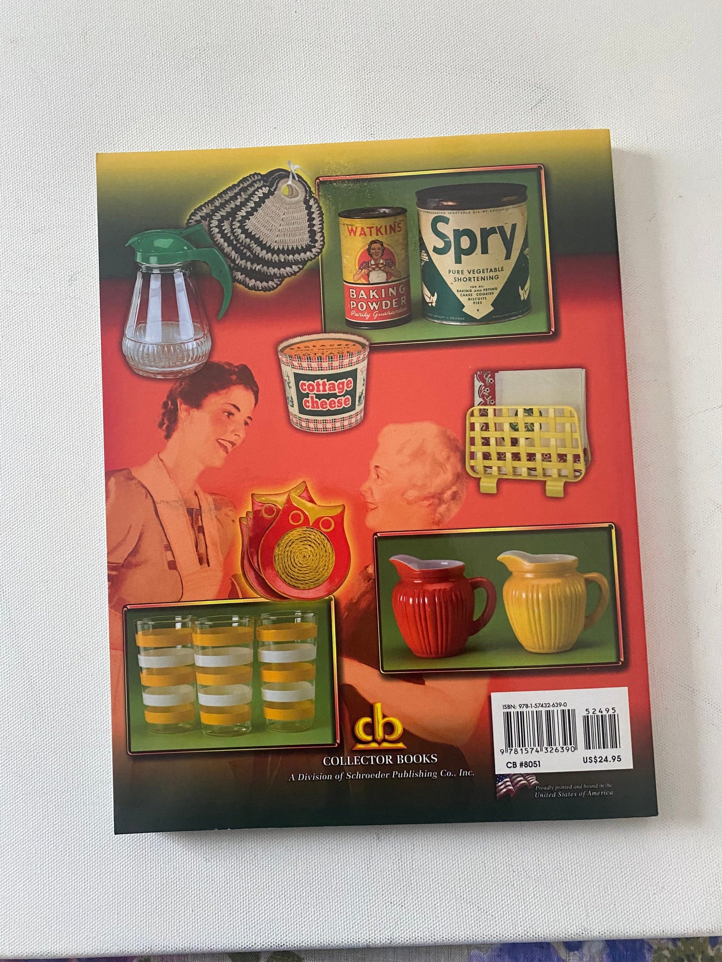 Vintage Kitchen Collectibles Book: 30s-50s Identification & Values Guide