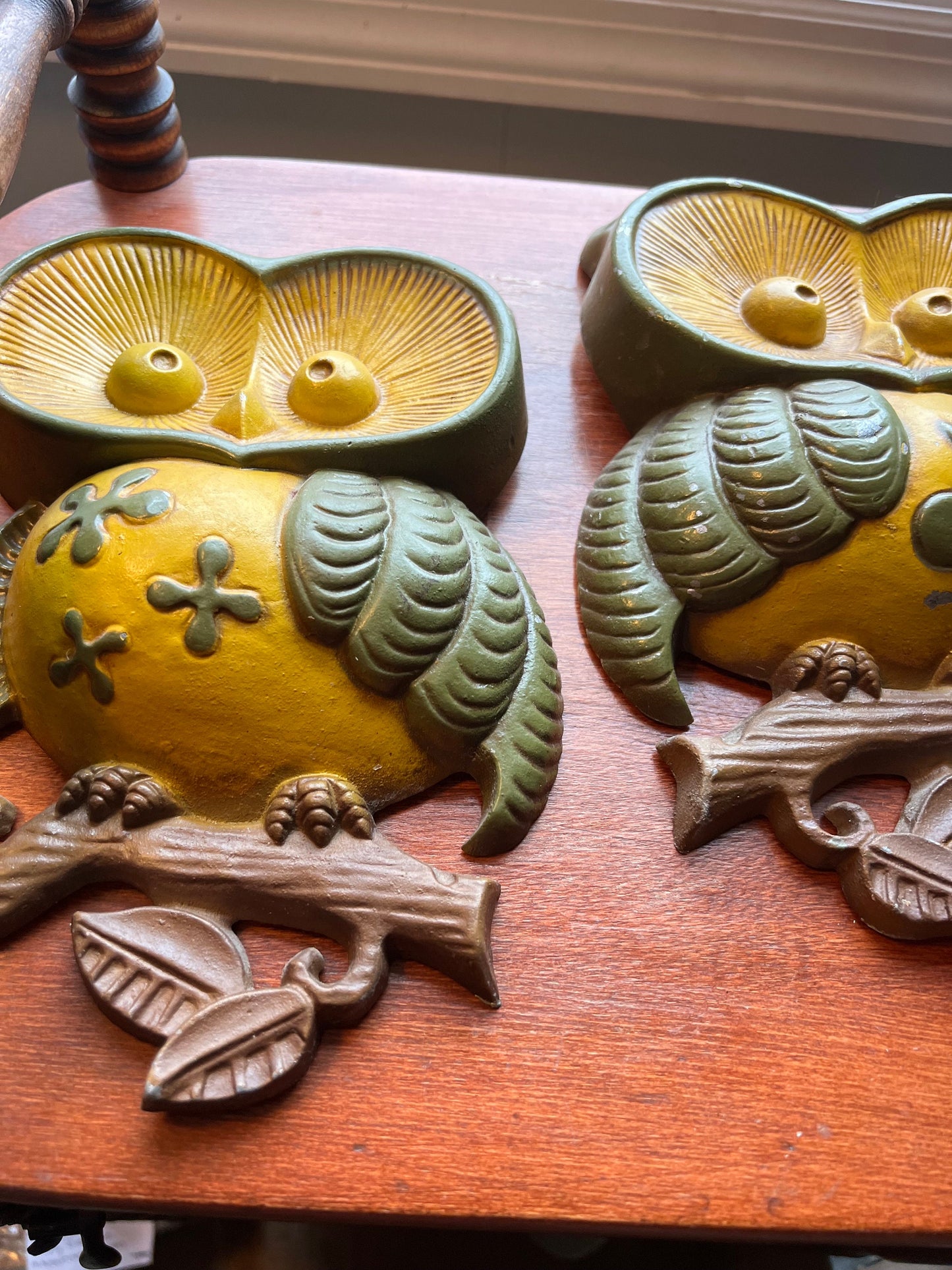 Vintage Sexton Cast Metal Owl Wall Art Pair - 1970s Green Owls