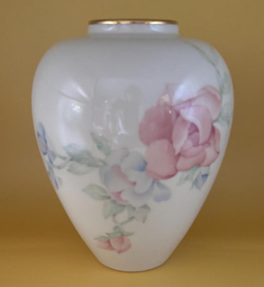 Vintage Lenox Rose Bud Vase: 24K Gold Gilding, Made in USA