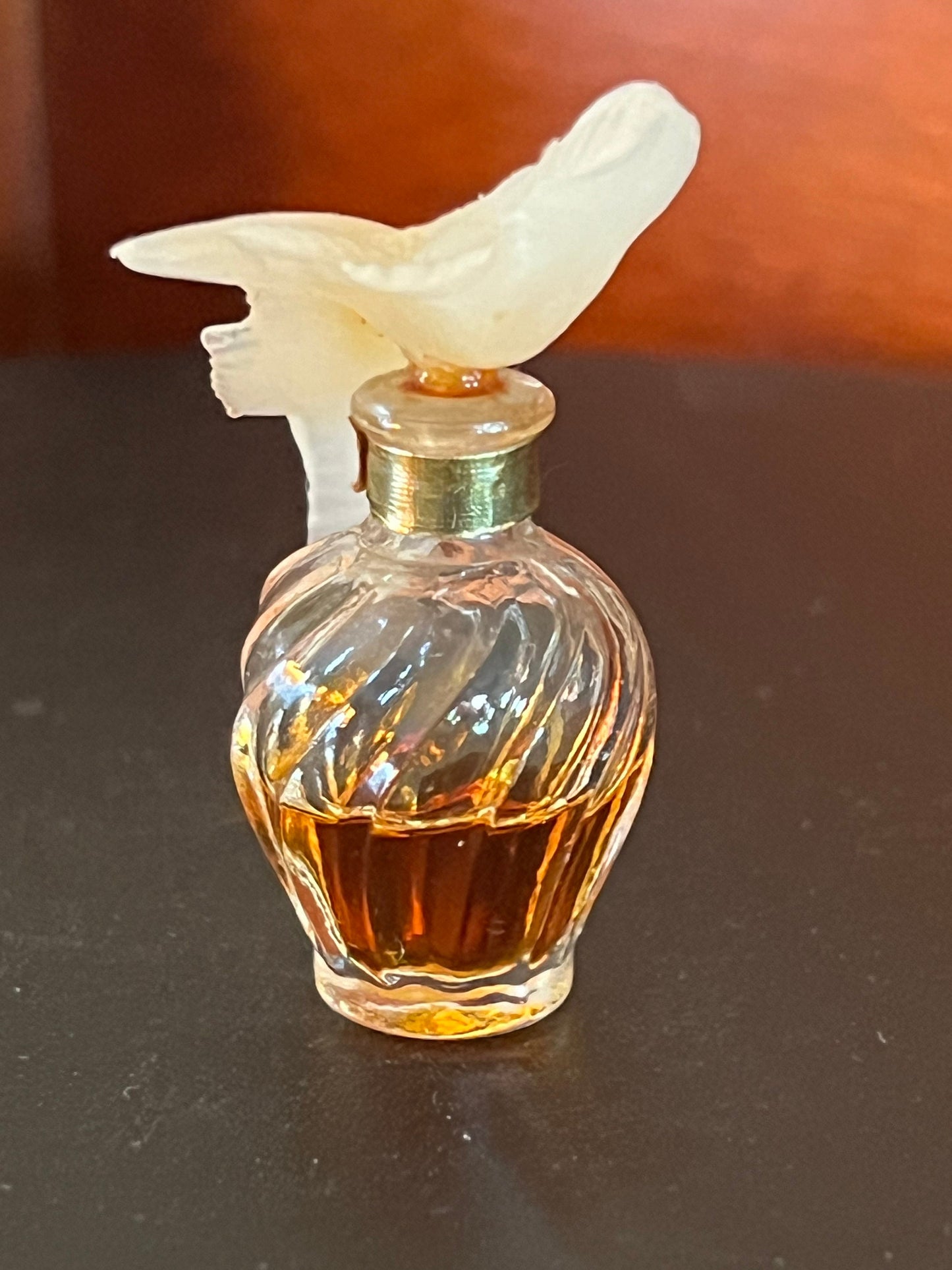 L’Air du Temps Nina Ricci Parfum, Extrait 3.5ml Miniature Vintage Feminine Perfume Bottle, Lover Antiques and Vintage