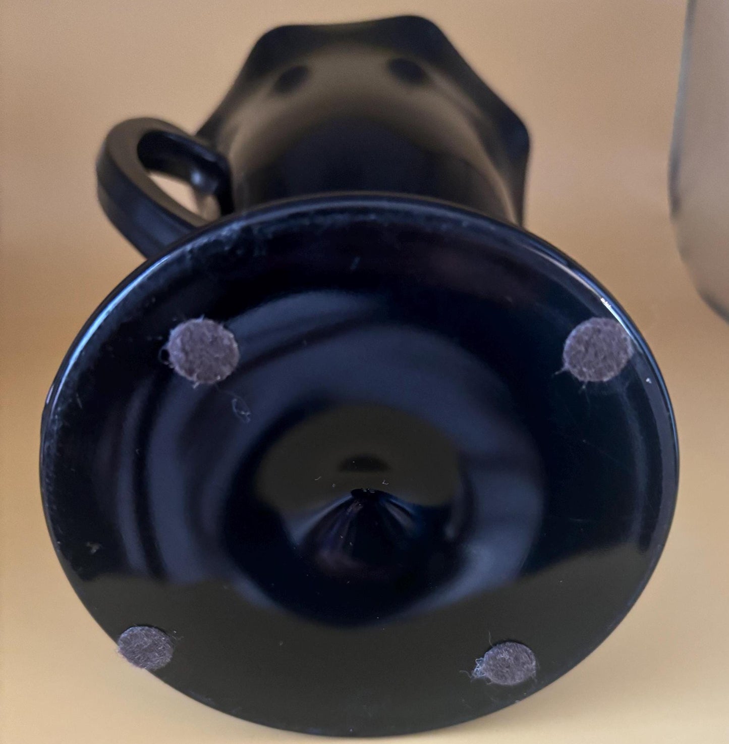 Vintage LE Smith Black Trophy Vase Lover Antiques and Vintage