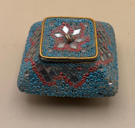 Vintage Green Jeweled Snuff Box Trinket Box Jewel Decorative Beaded Collectible Ring Box Container Lover Antiques and Vintage