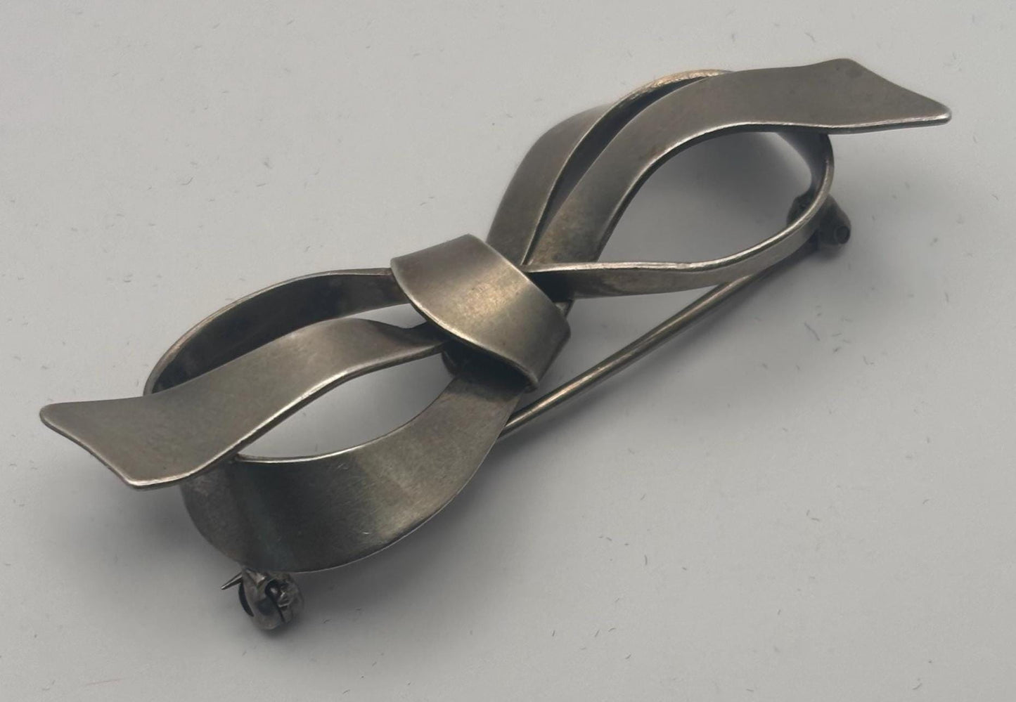 Sterling Silver Bow Brooch, Tied Ribbow Bow Pin, Lover Antiques and Vintage