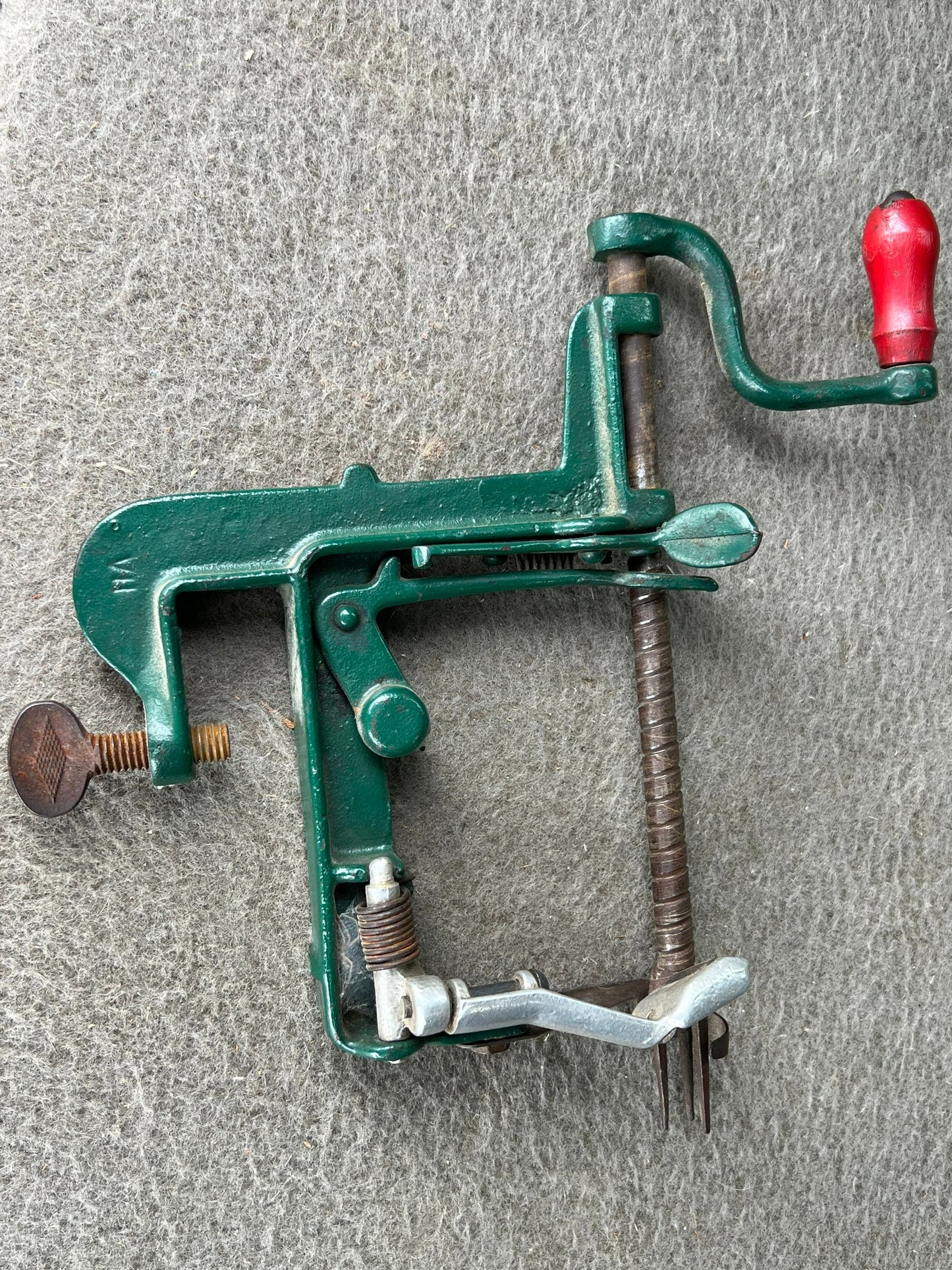Antique White Mountain Apple Peeler: Goodell Company Cast Iron Parer