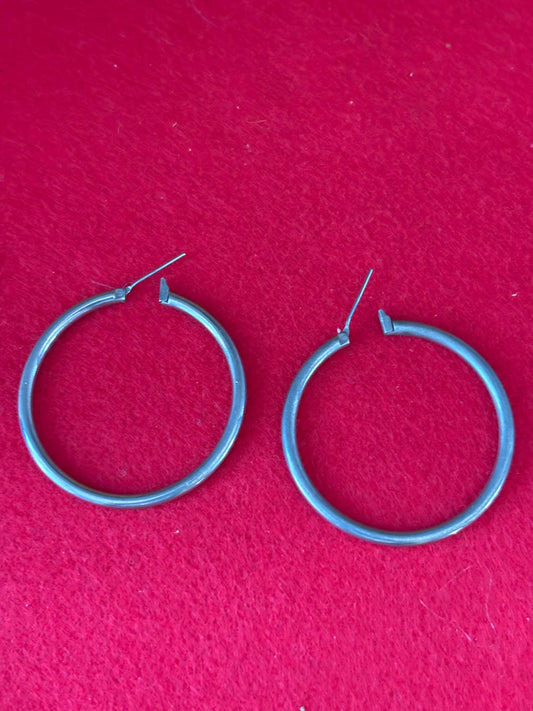 Vintage Silver Hoop Earrings Classic Round Unisex Jewelry Mid-Century Modern Style Gift