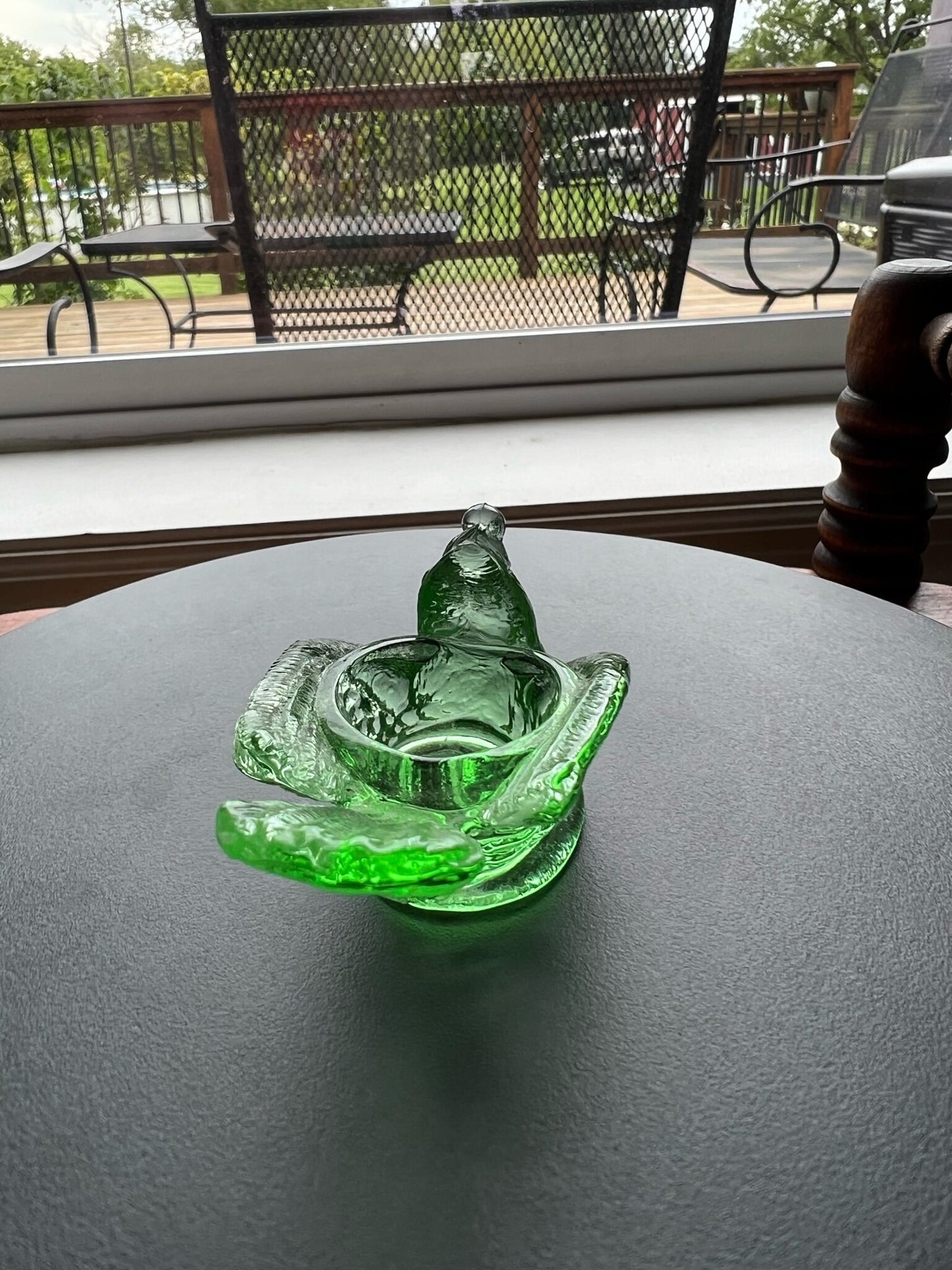 Vintage Vaseline Green Glass Rooster Salt Cellar: Degenhart Art Glass