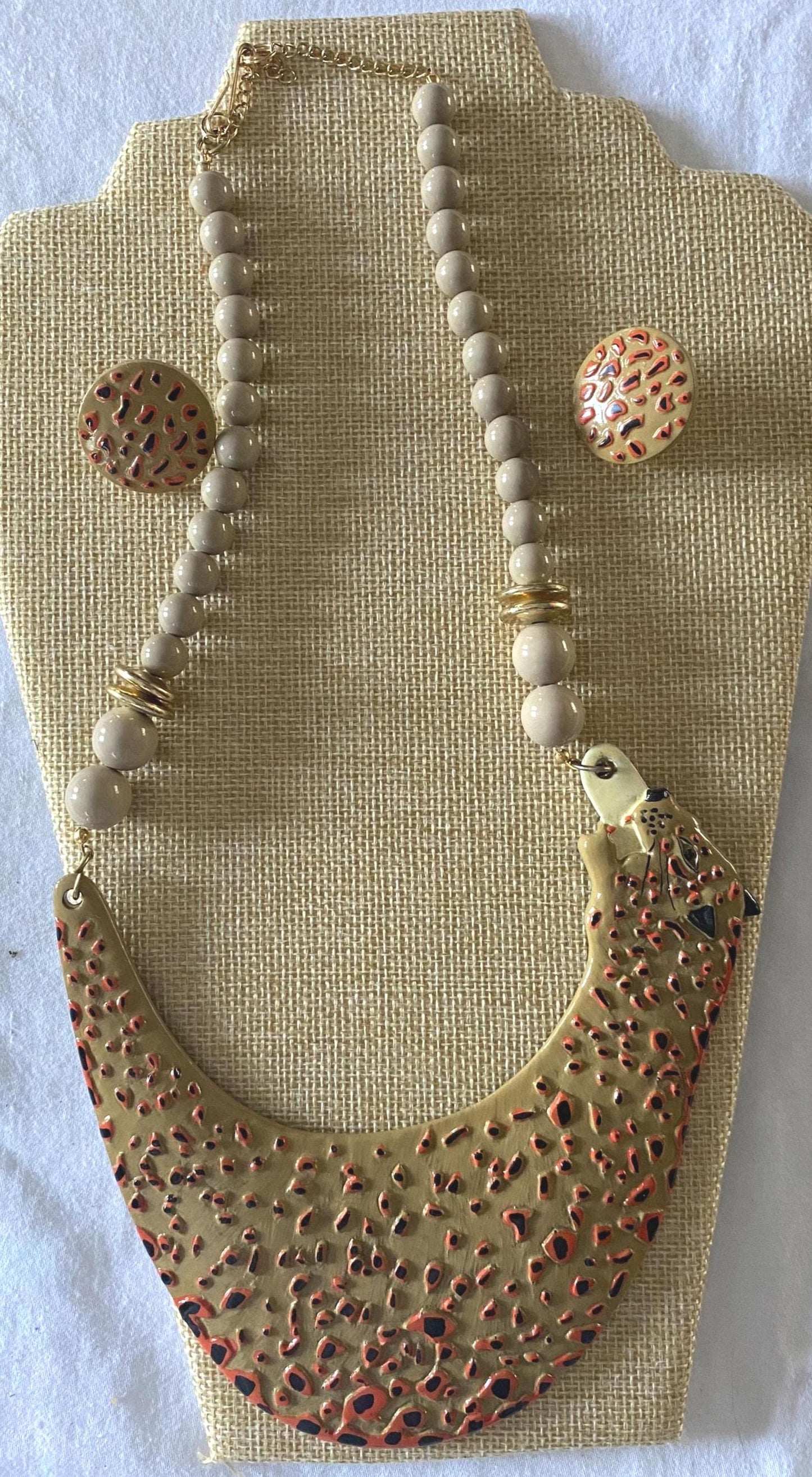 Giraffe Figural BIB & Beaded Statement Resin Necklace and Matching Earrings Animal Jewelry Unique Gifts