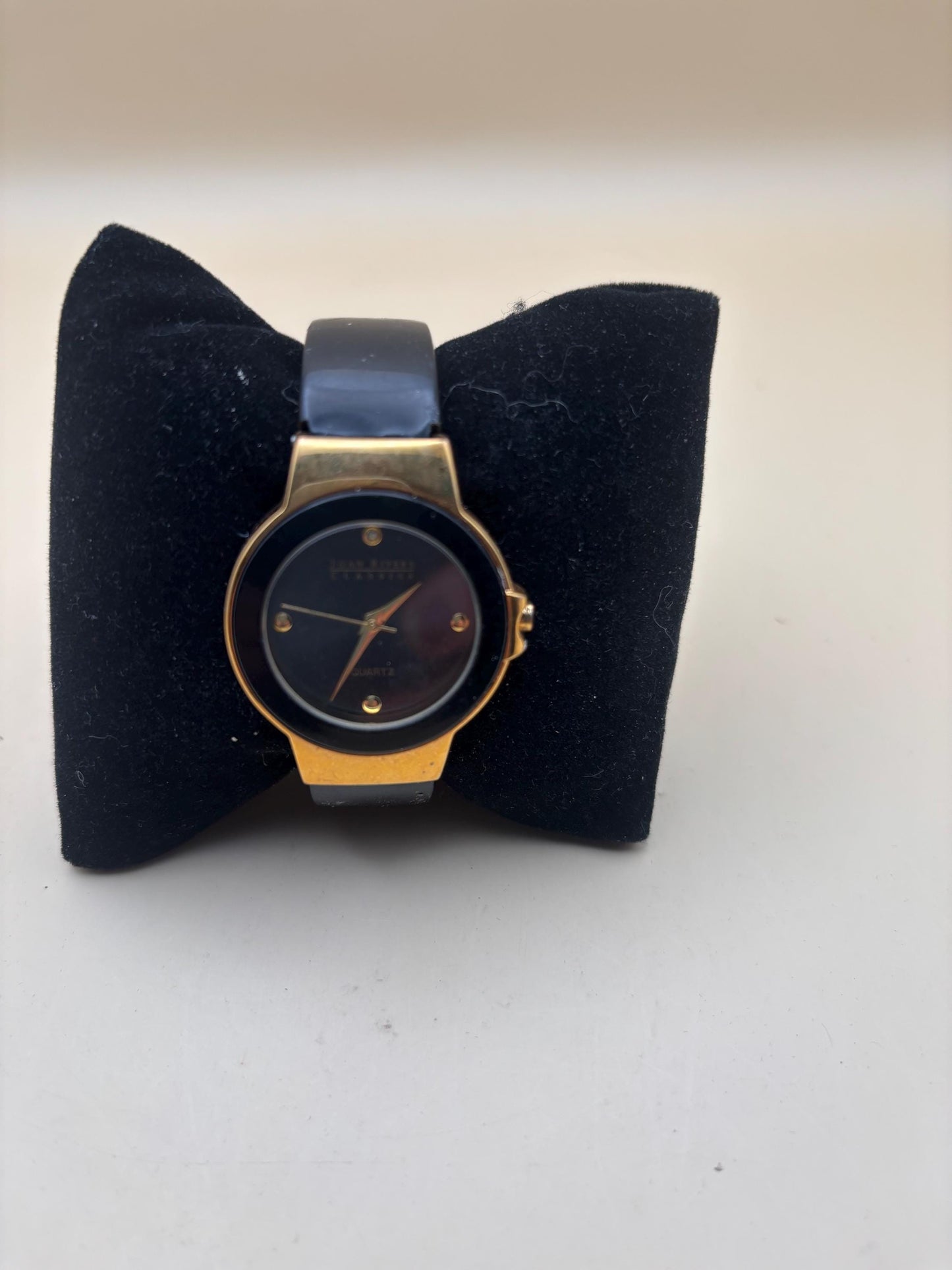 Vintage Joan Rivers Quartz Women's Watch Classic Number V371 Lover Antiques and Vintage