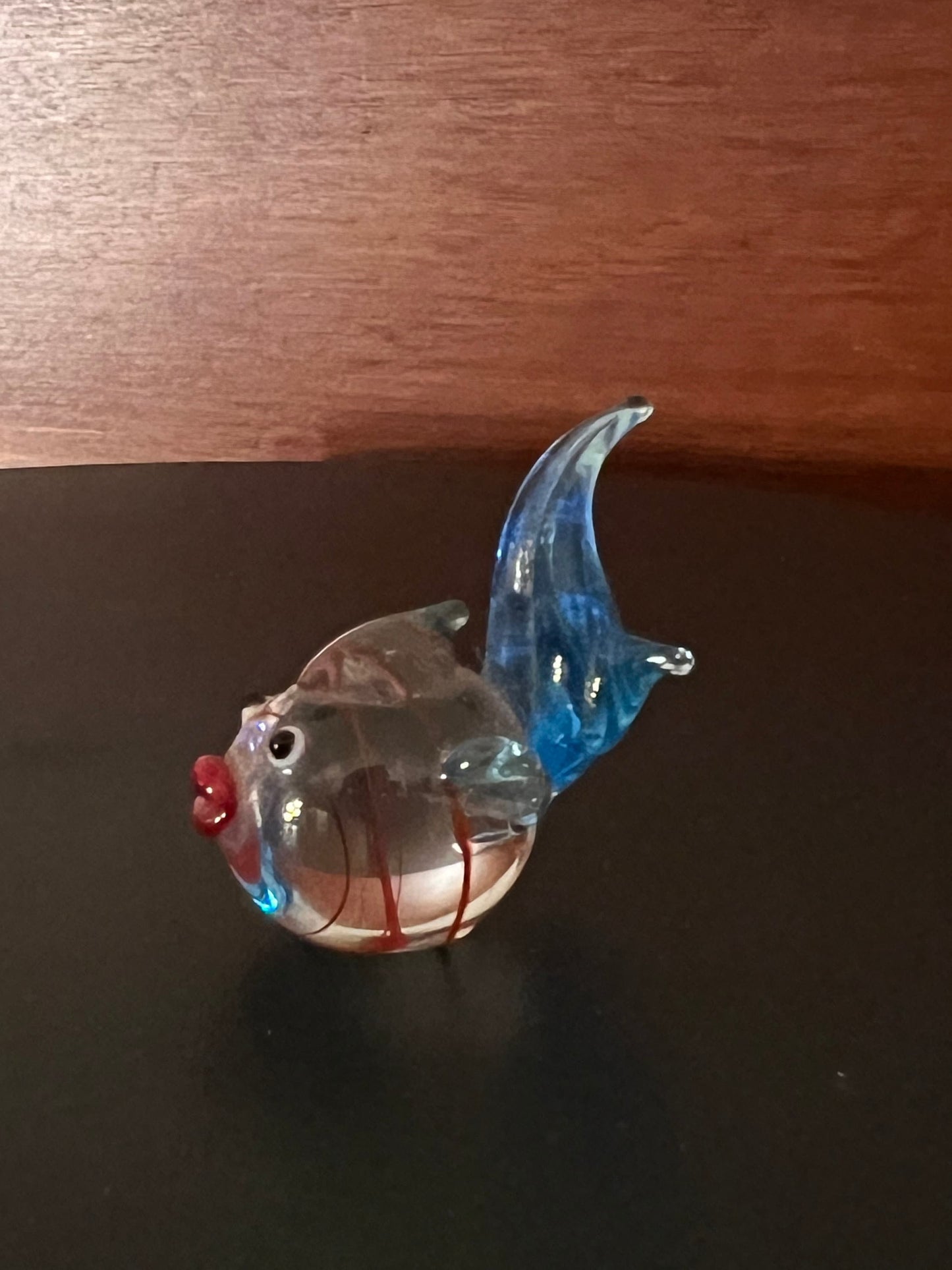 Vintage Crystal Fish Figurine: Mini Under the Sea Glass Art