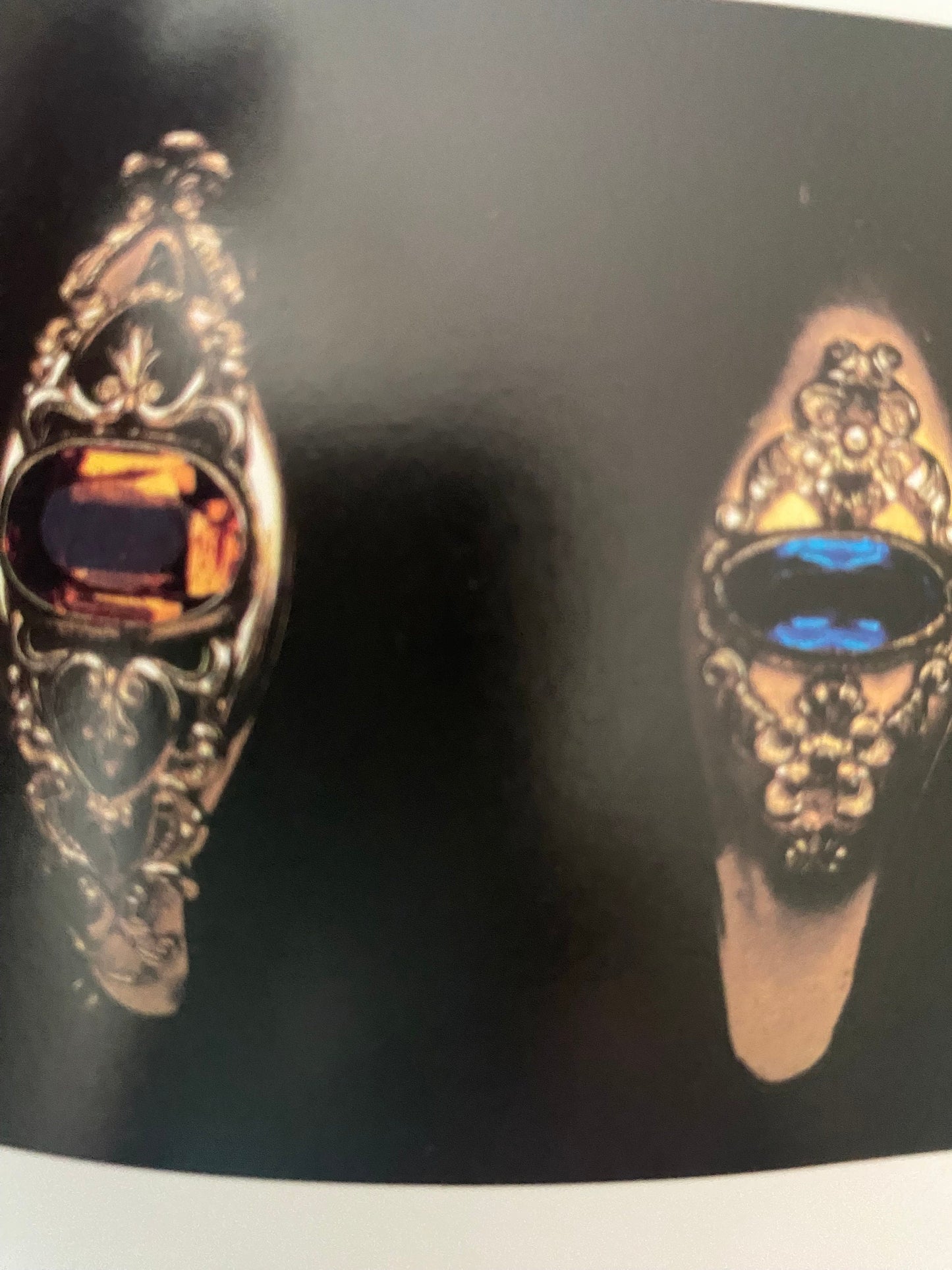 Costume Jewelry Identification & Price Guide Book: Victorian to 1960s
