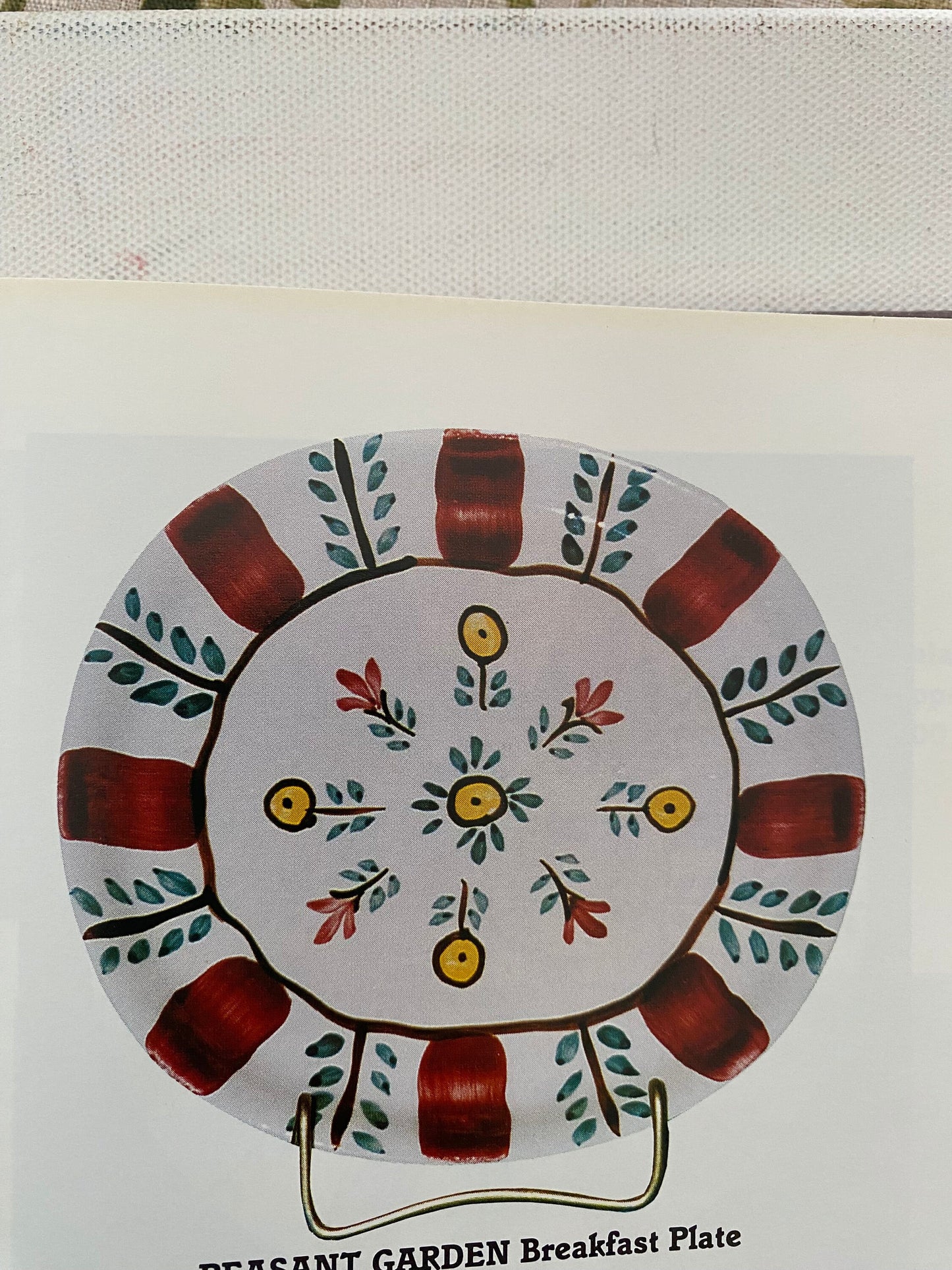 Purinton Pottery Identification & Value Guide - Susan Morris, 1994 Hardcover