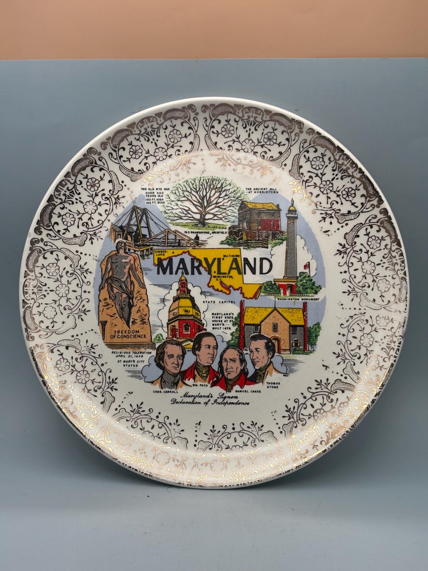 Mid Century Maryland Souvenir Collector Plate, Landmarks Figures, Lover Antiques and Vintage