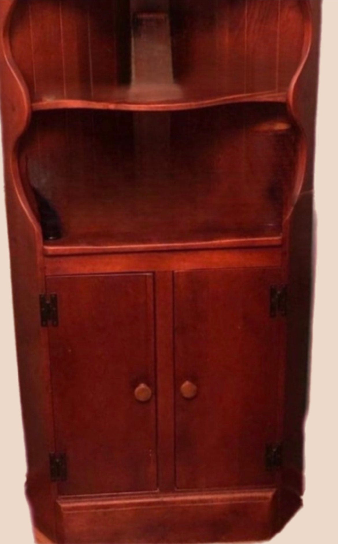 Cushman Colonial Creations Corner Cabinet No. 3-179 made in 1933 beautiful and original