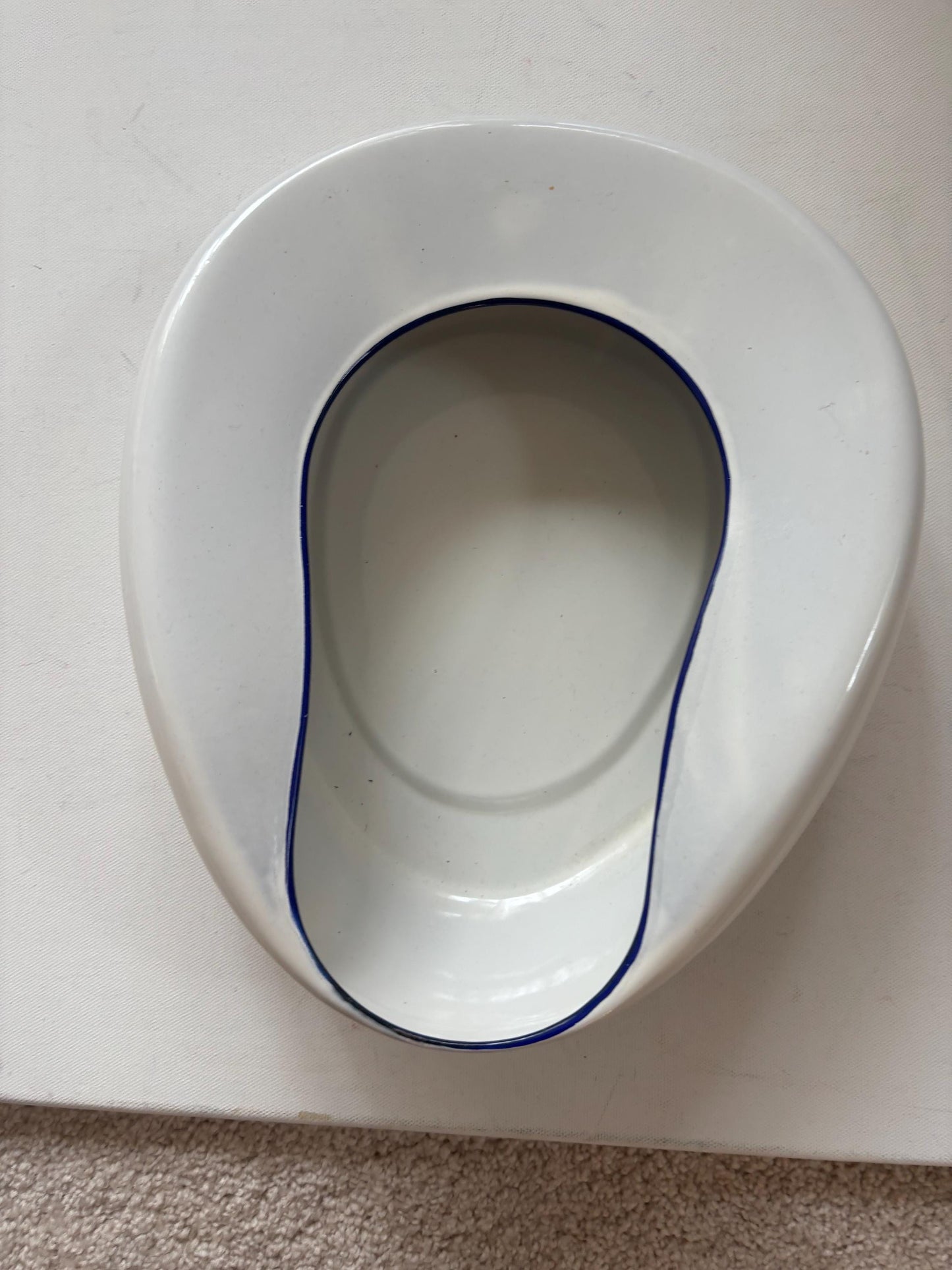 Antique Enamel and Porcelain Queen Columbian Made Bed Pan Planter Home Decor Lover Antiques