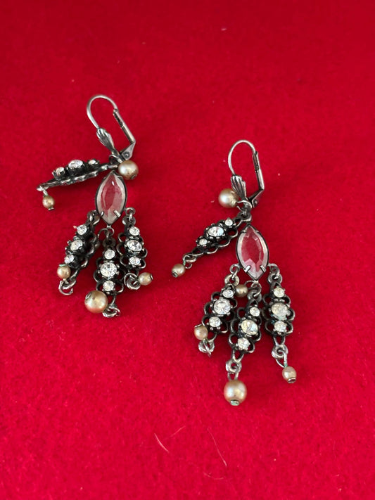 Vintage Crystal Rhinestones Pearls Chandelier Earrings Lever Back Closure Elegant Jewelry