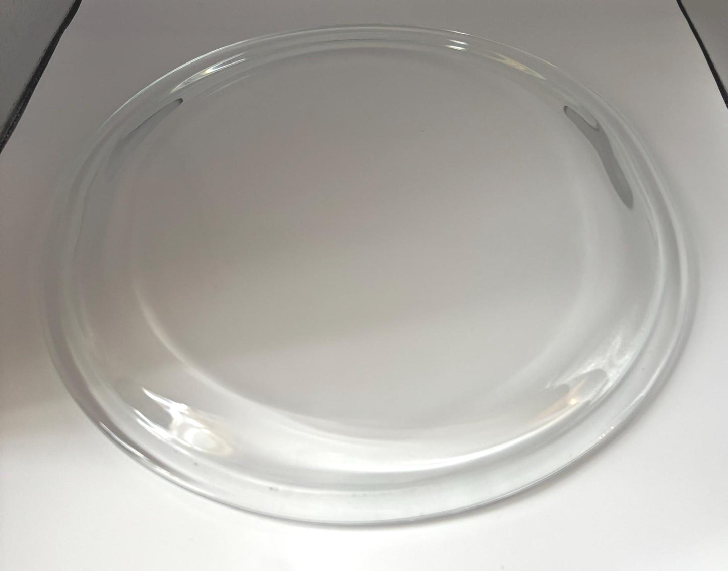 Large Glass Serving Platter, Lover Antiques and Vintage