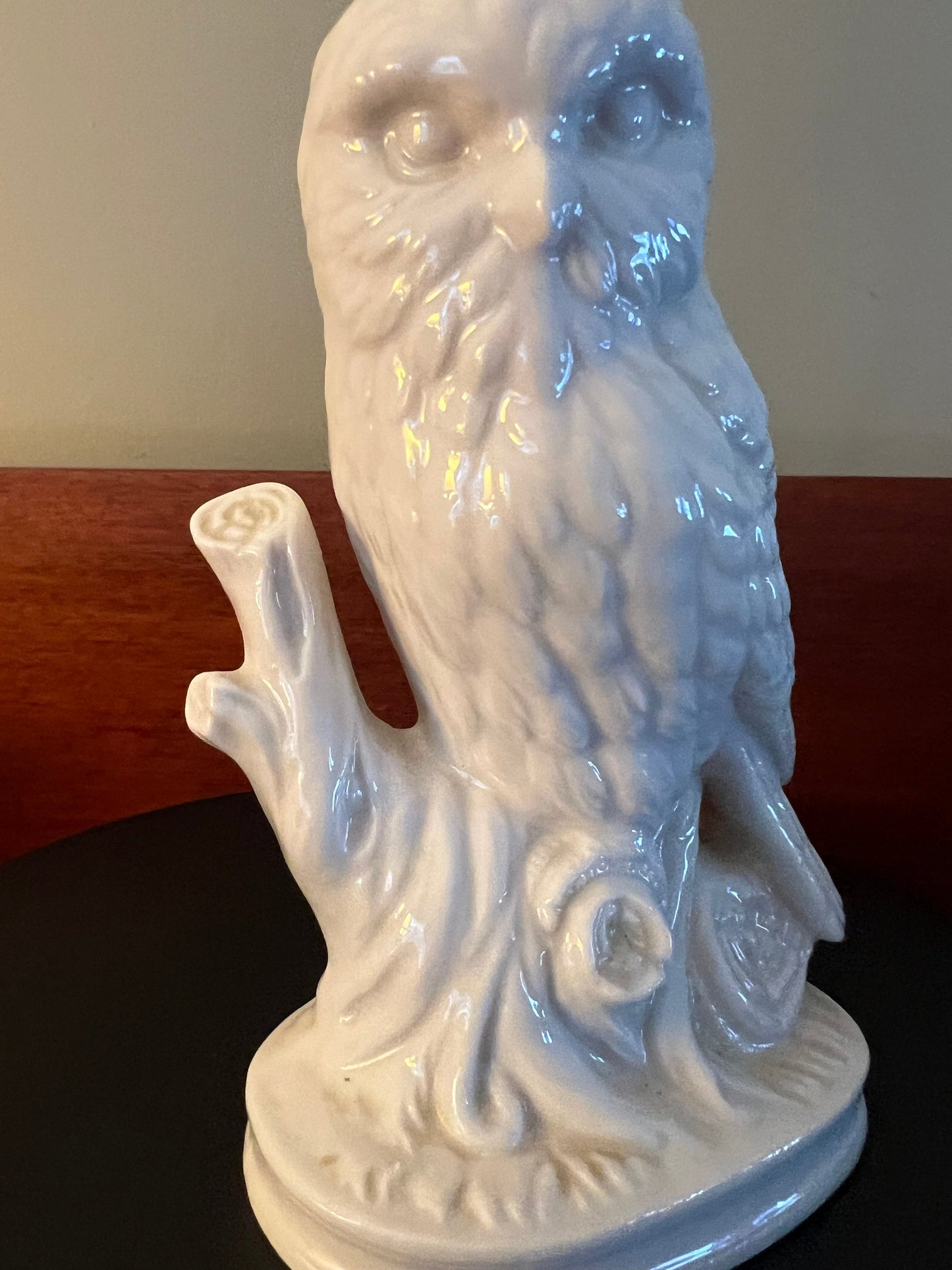 Vintage I.W. Rice & Co. Inc White Owl Statue, Made in Japan, Japanese white Owl on Base Lamp, Lover Antiques and Vintage