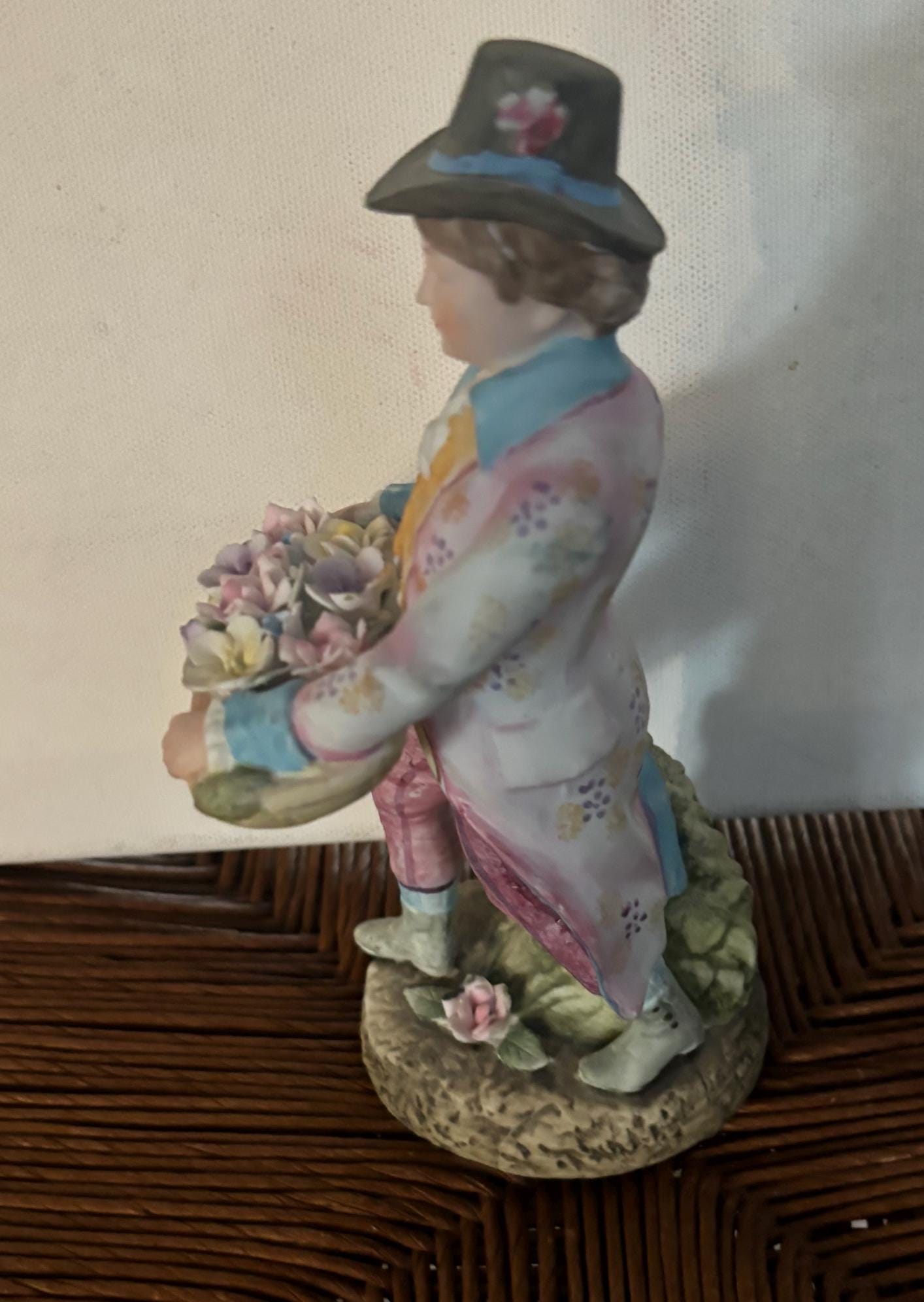Vintage Lefton Boy Selling Flowers Hand Painted Porcelain Figurines Japanese KW7223 Lover Antiques and Vintage