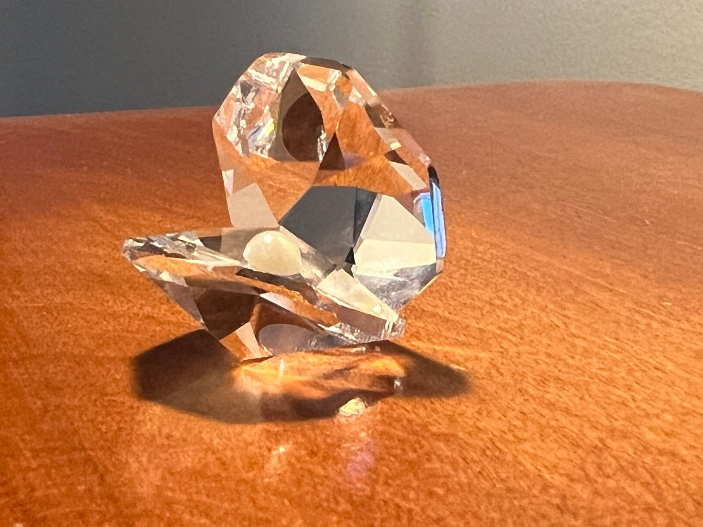 Vintage Swarovski Crystal Clam Shell with Pearl Figurine