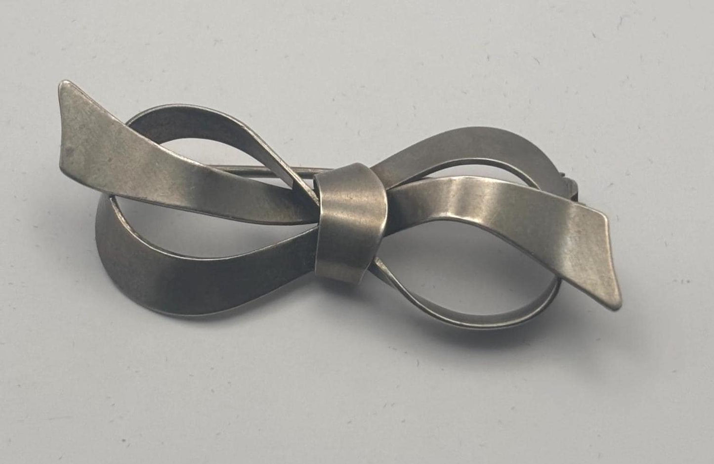 Sterling Silver Bow Brooch, Tied Ribbow Bow Pin, Lover Antiques and Vintage