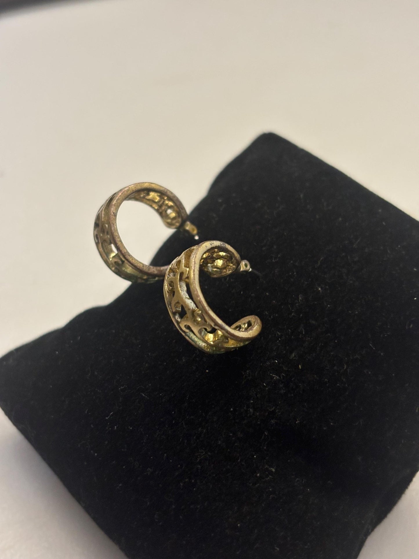 Vintage Gold Filigree Earrings, Lover Antiques and Vintage