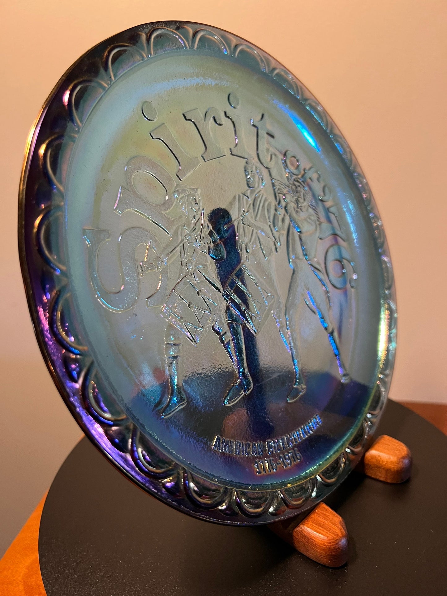 Vintage Indiana Glass Carnival Plate: 1776-1976 Bicentennial Iridescent Blue