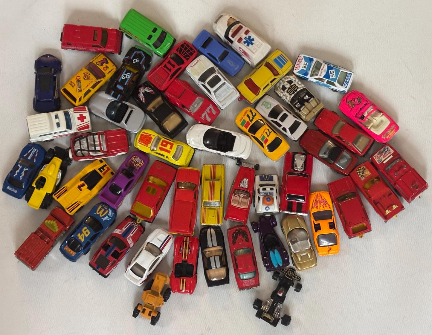 Vintage Car Lot Collection of 50 Hot Wheels Matchbox Toy Cars Lover Antiques and Vintage