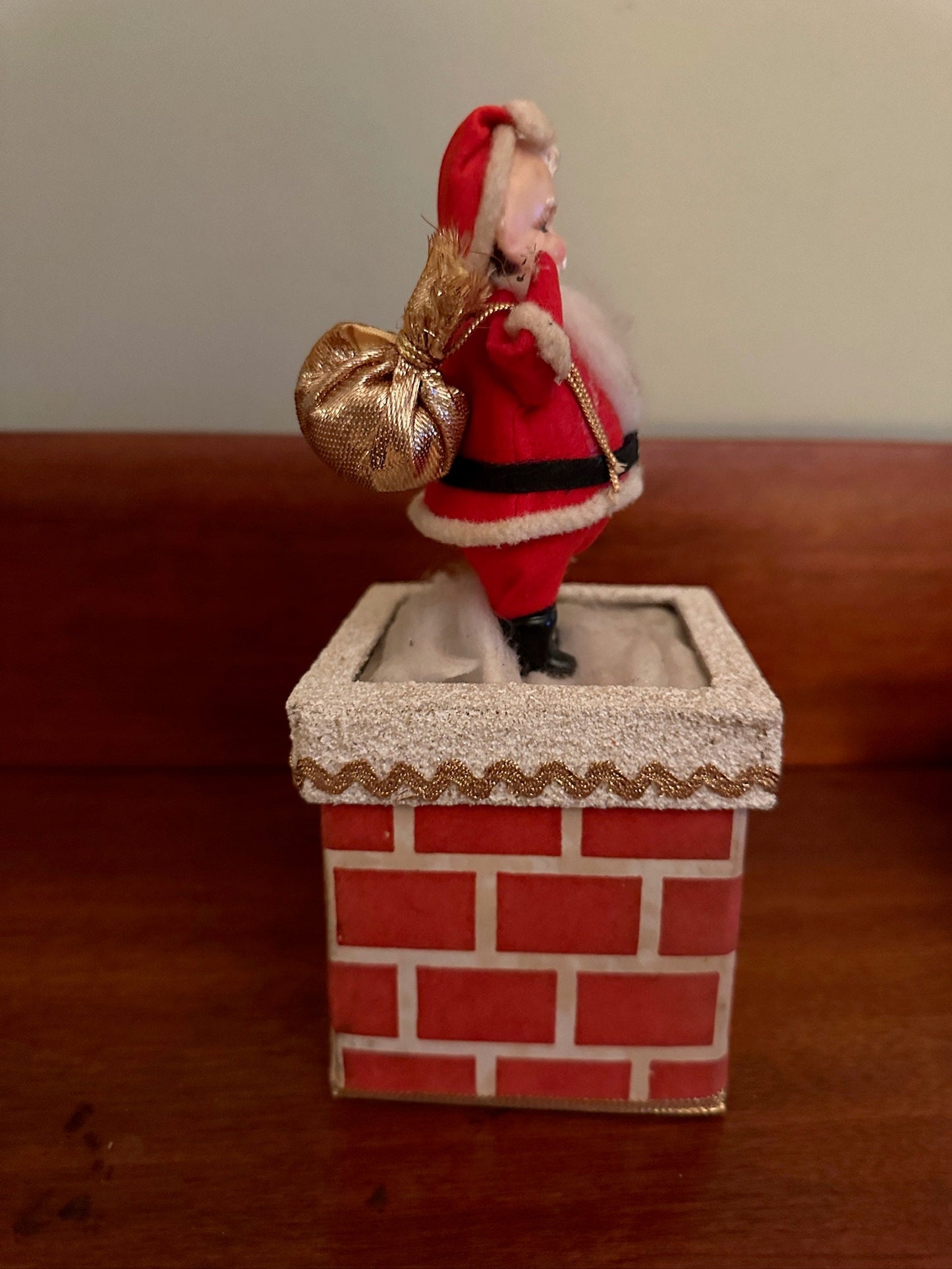 Vintage Santa Claus Wind-Up Music Box: Chimney Ornament