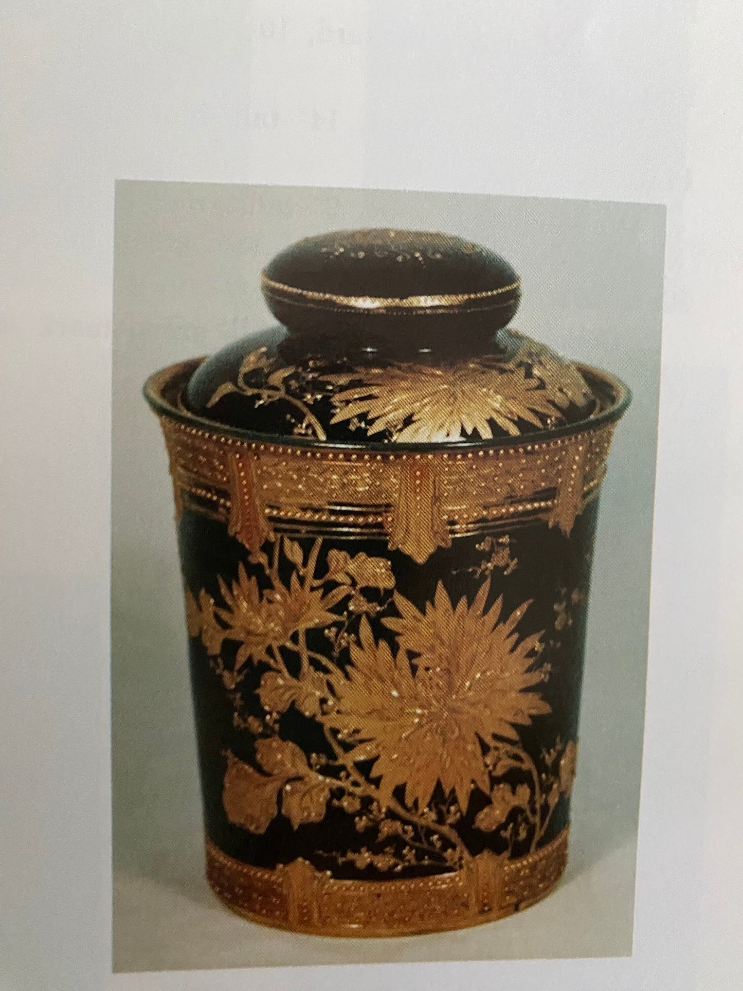 Nippon Porcelain Encyclopedia: Second Series Vintage Book by Joan F. Van Patten