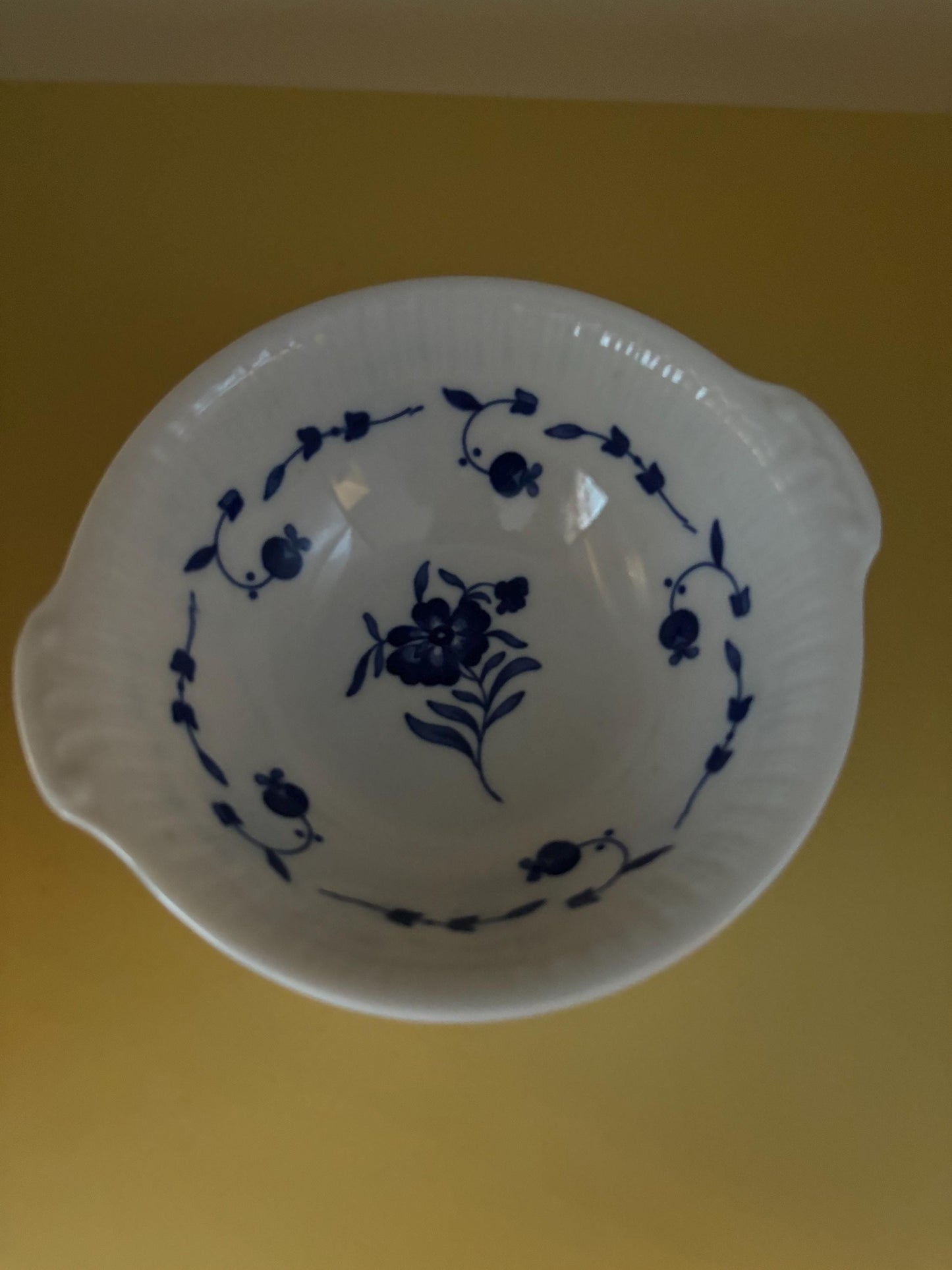 Vintage Nantucket Bowl by Syracuse China Blue & White Dishes Lover Antiques and Vintage
