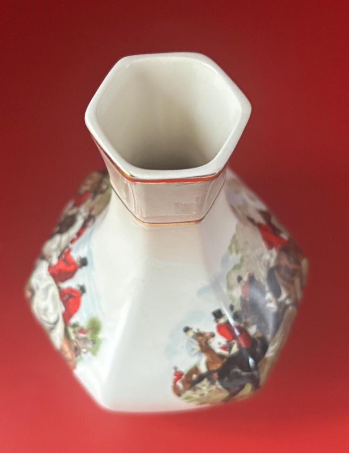 Royal Worcester Palissy Vase, Feauring Hunting Scenes Pattern, Hand Painted Porcelain, Lover Antiques and Vintage