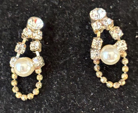 Vintage Silver Rhinestone Pearl Earrings Elegant Teardrop Dangle Jewelry Gift