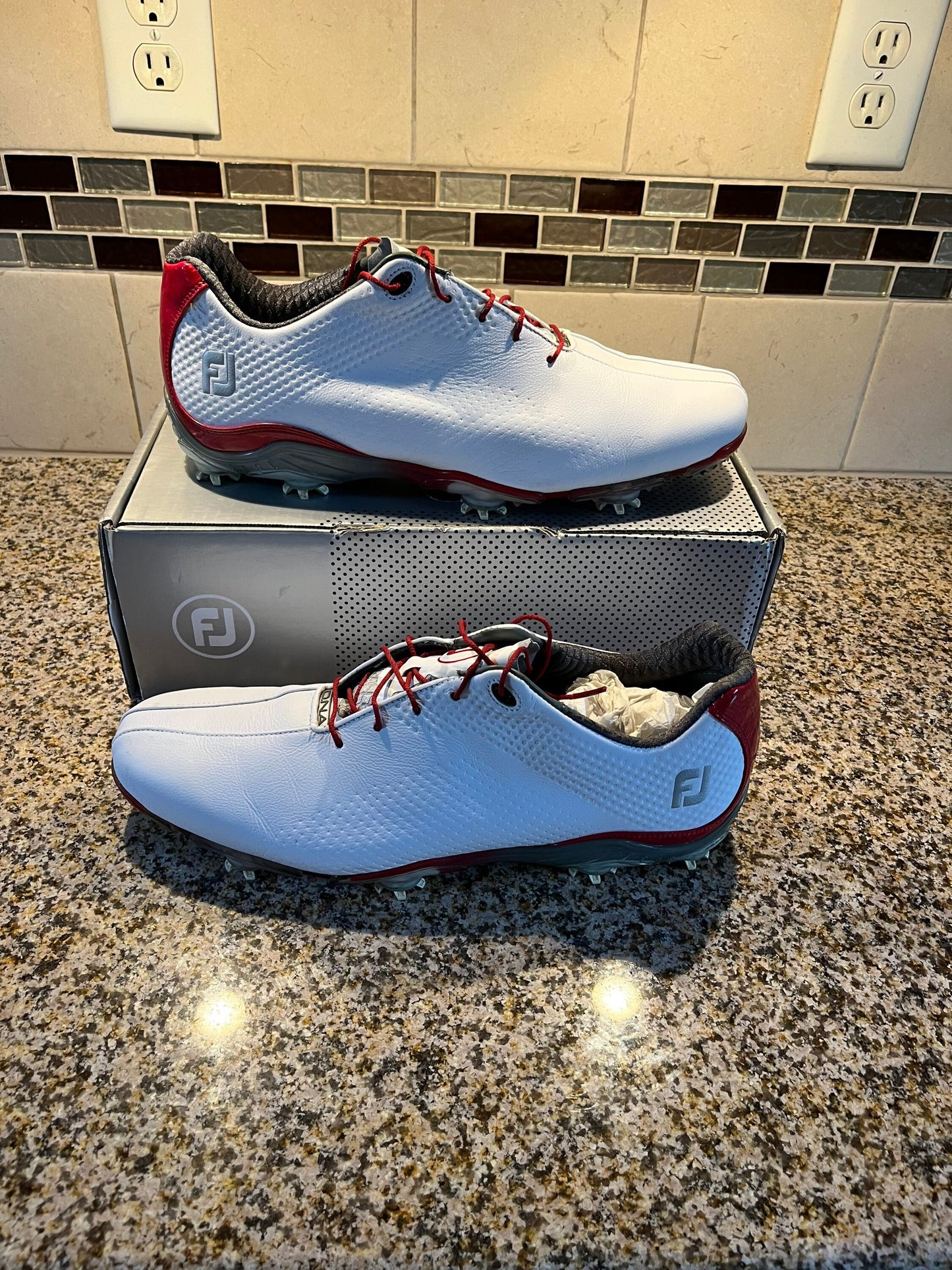 Footjoy DNA Mens Golf Shoes Size 14 Golfing Athletic Ware White/Fire Red In Original FJ bag & box as shown in like new condition