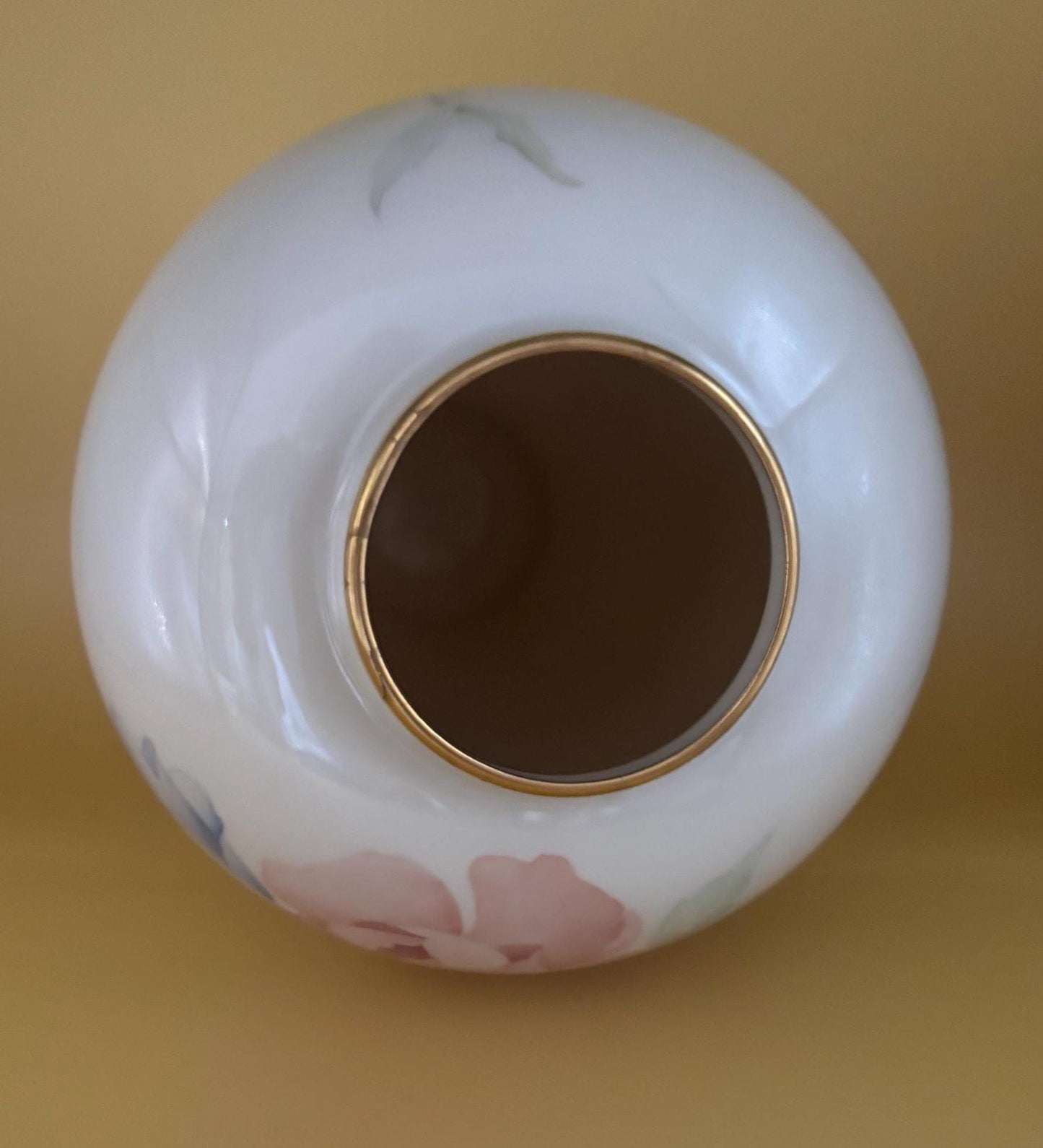 Vintage Lenox Rose Bud Vase: 24K Gold Gilding, Made in USA