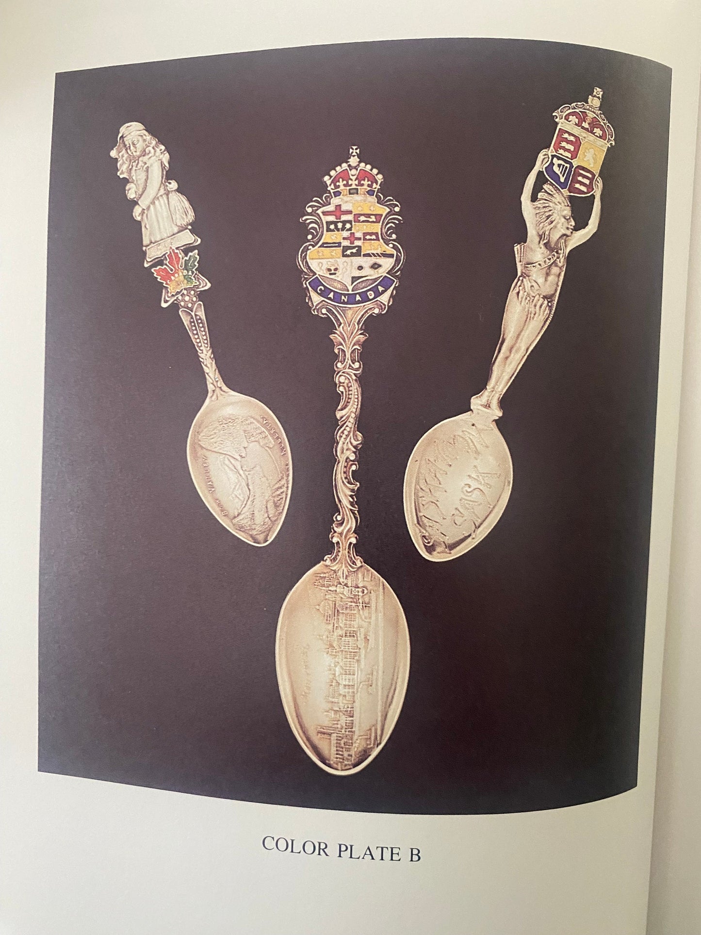 Vintage Spoon Souvenir Guide Book: United States & Canada