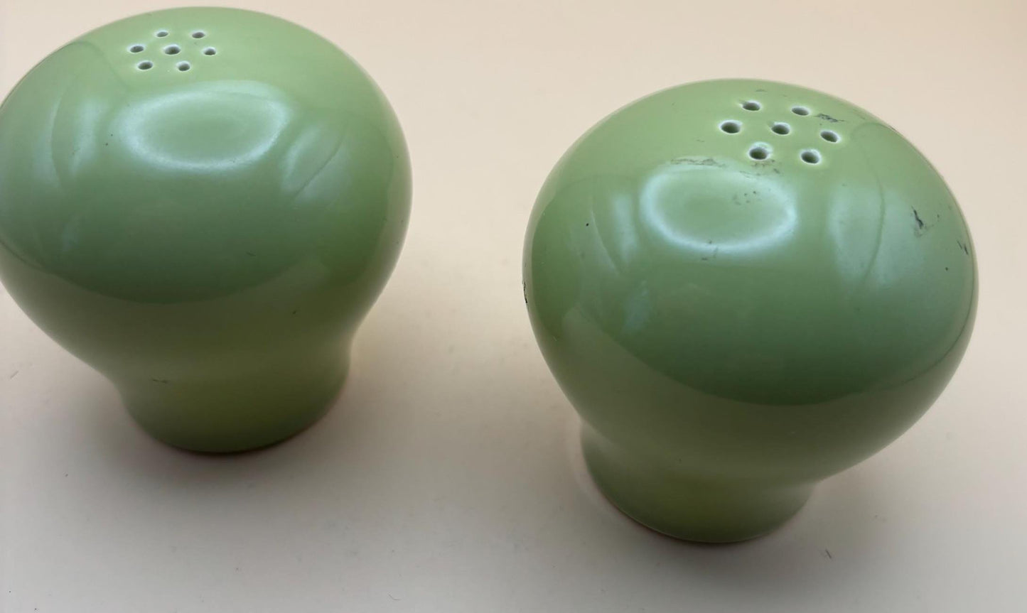 Vintage Fiesta Salt and Pepper Shakers Rhythm Homer Laughlin Duraprint Charm House Chartreuse Green Shakers Lover Antiques and Vintage