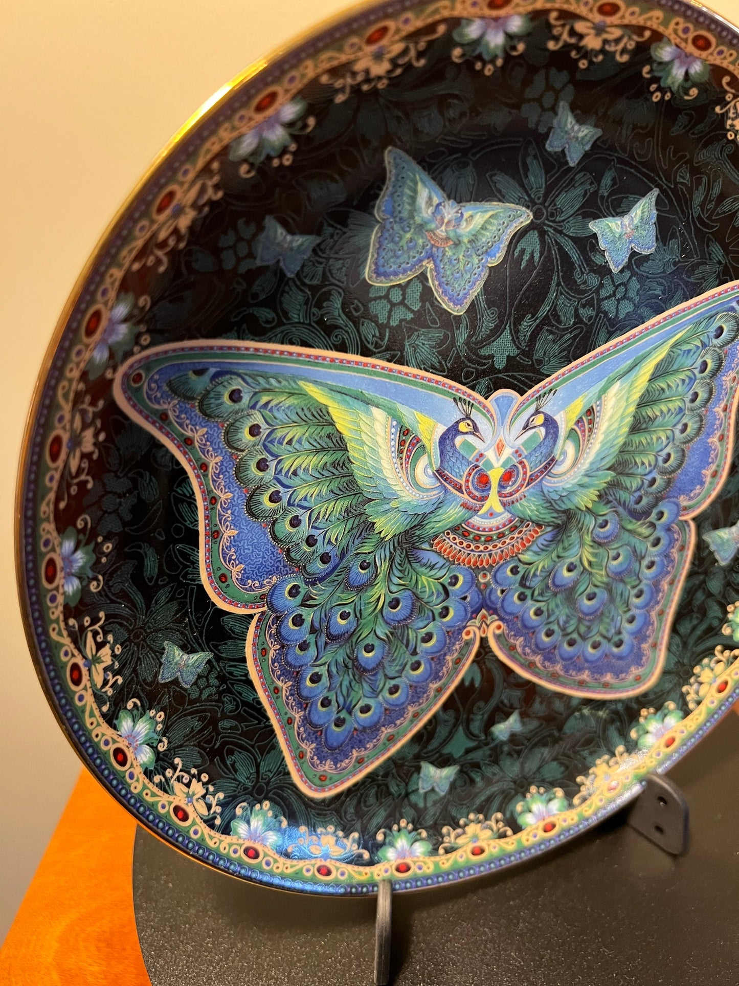 Vintage Peridot Perfection Enchanted Wings limited edition by Oleg Gavrilov Bradford Exchange Plate #1135A Plate Wall Hanging Lover Antiques