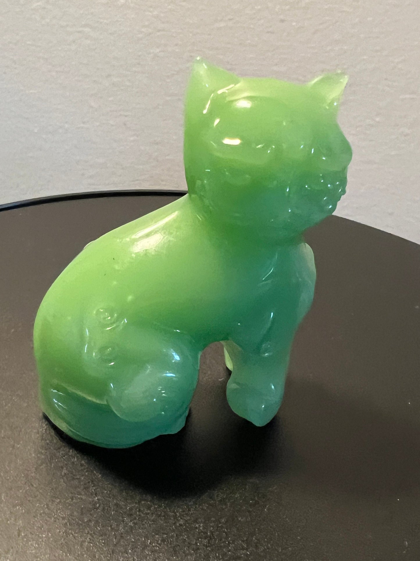 Vintage Jadeite Cat Figurine: Franklin Mint Faberge Style