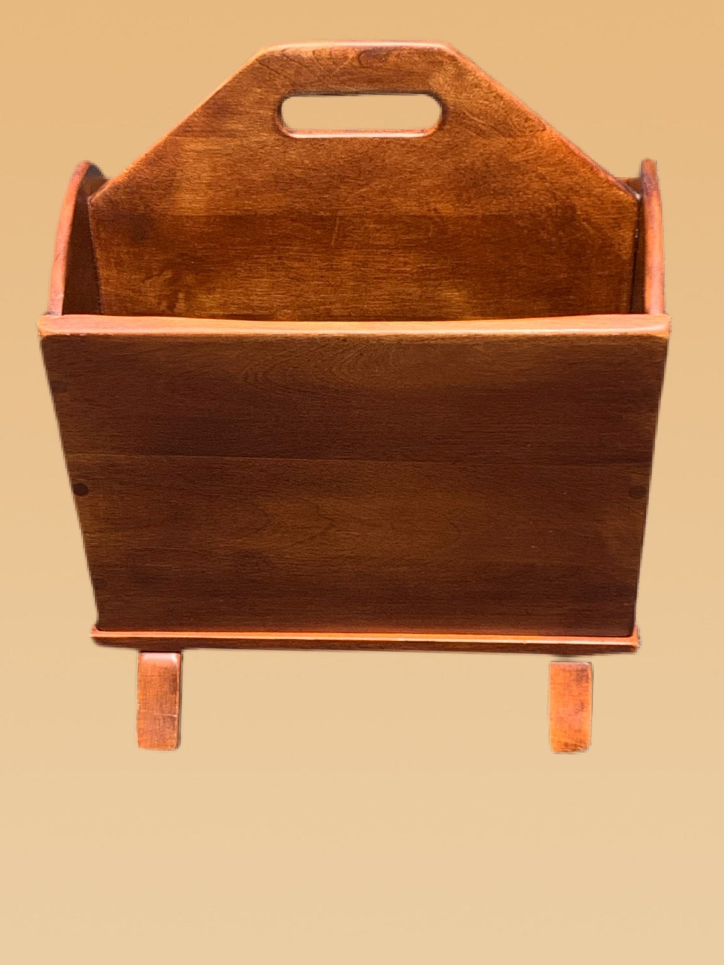 Cushman Colonial Creations Bromley Magazine Basket No. 5303 Vintage Magazine Book Rack